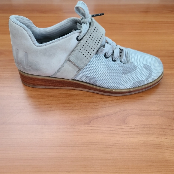 NOBULL Other - Nobull Project Lifter Shoes Men Sz 7 Women 8.5 Gray Black Weightlifting Training